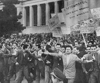 Διαδήλωση, 1954